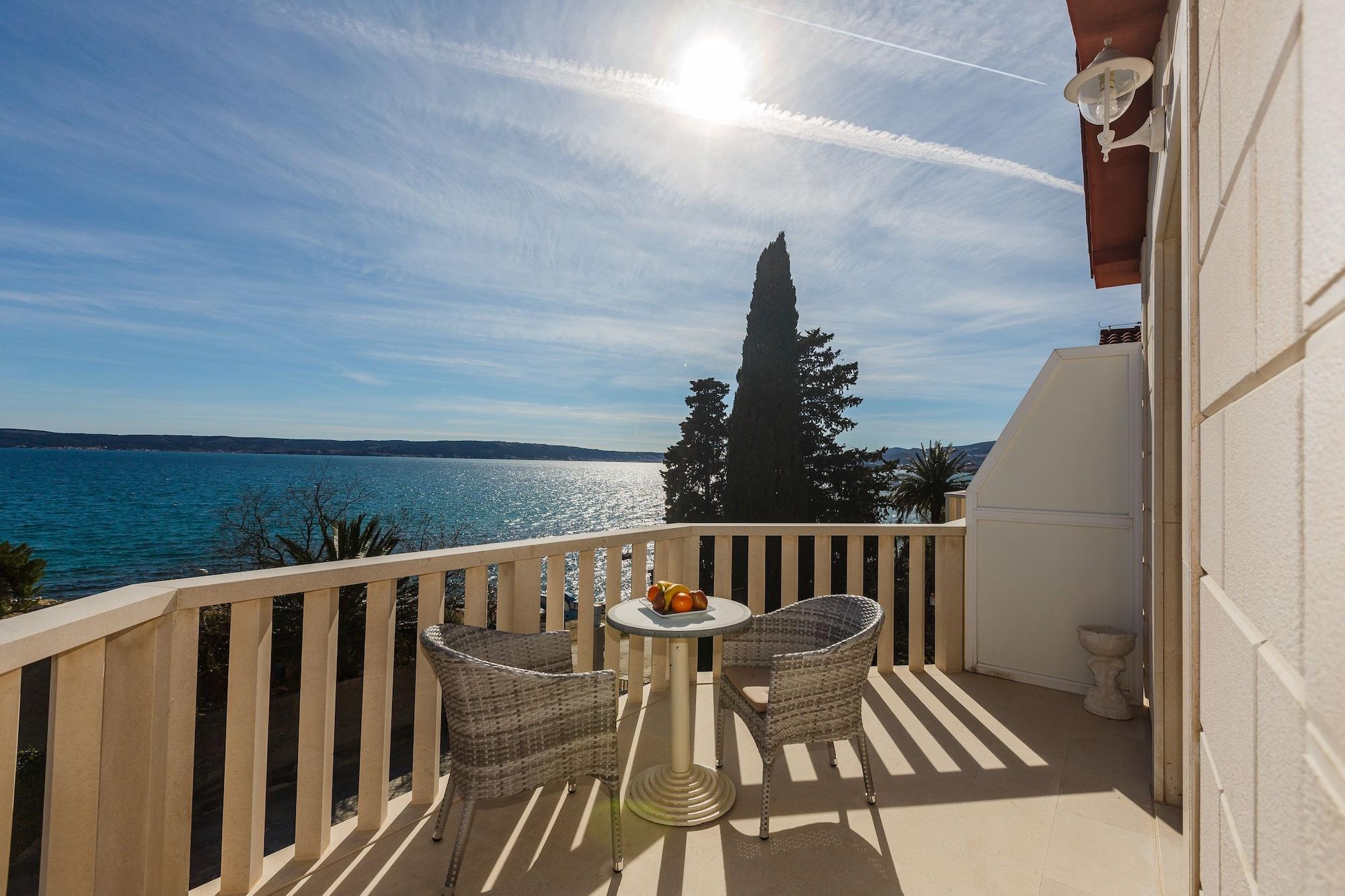 Hotel Villa Zarko Kaštel Stari Extérieur photo