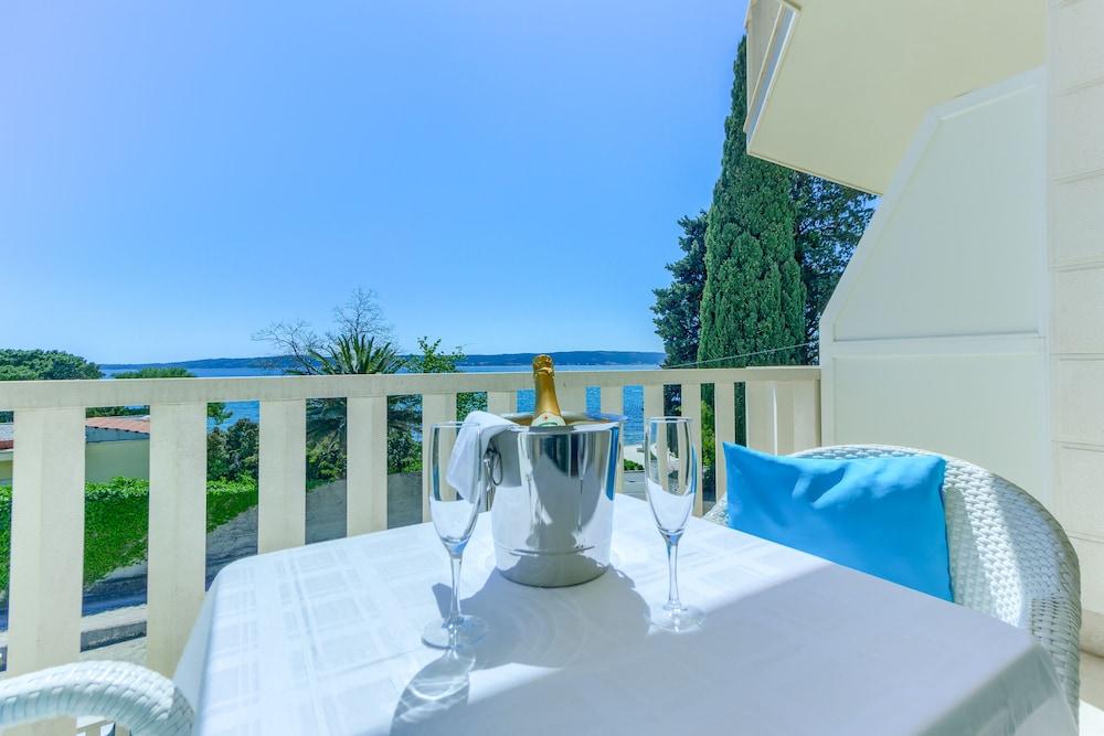 Hotel Villa Zarko Kaštel Stari Extérieur photo