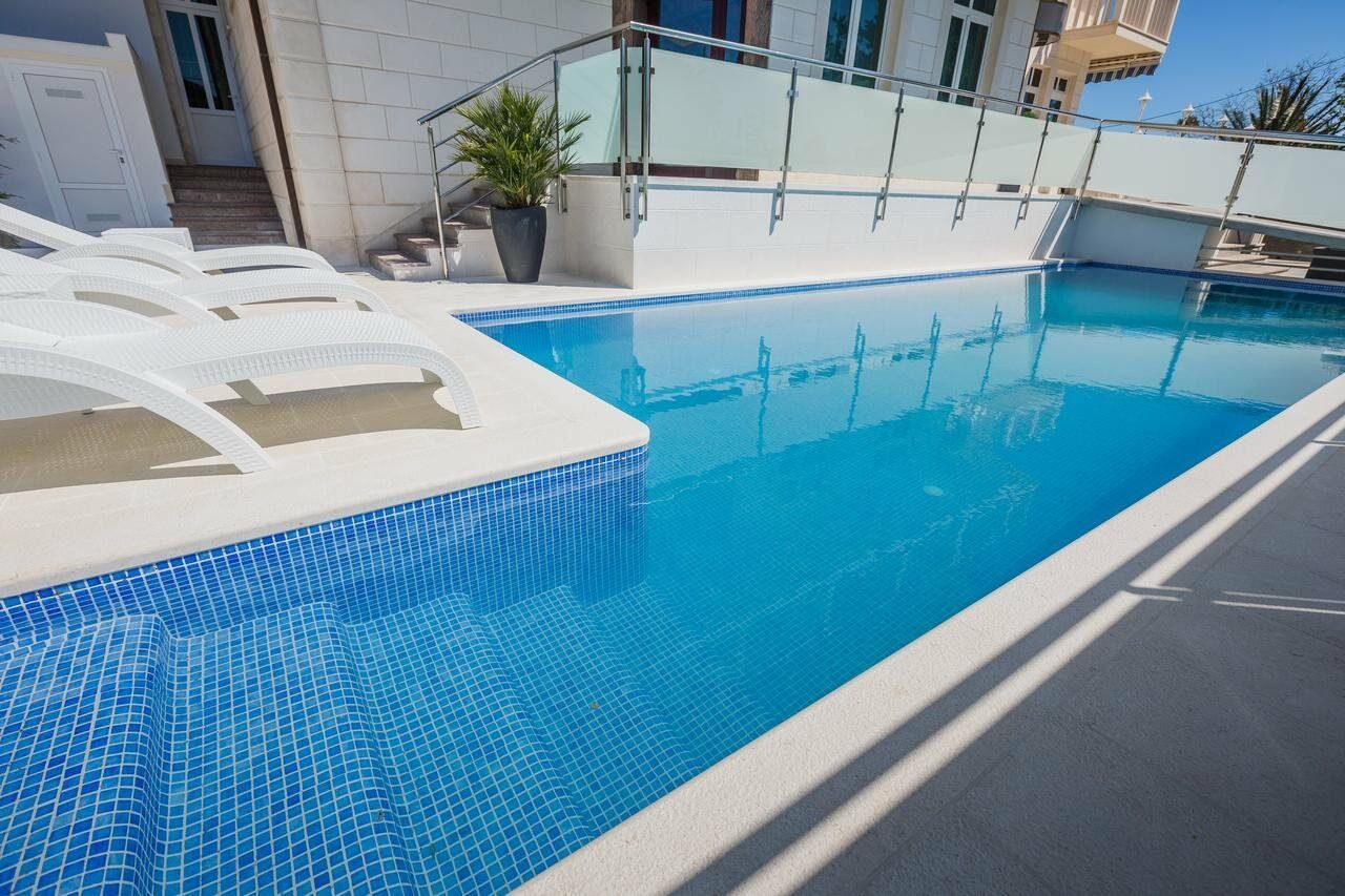Hotel Villa Zarko Kaštel Stari Extérieur photo
